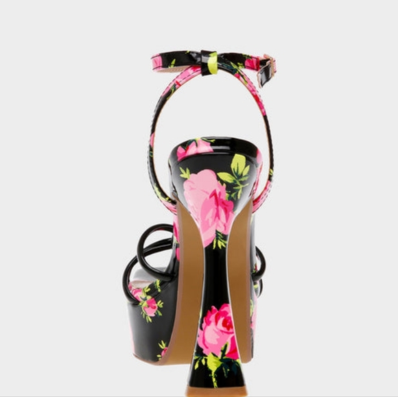 Betsey Johnson Tiky Platform Heel Sandals Floral - Picture 6 of 9